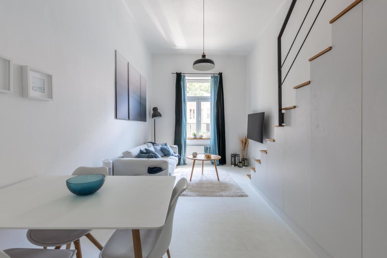 Black And White Apartment Budapeste Exterior foto